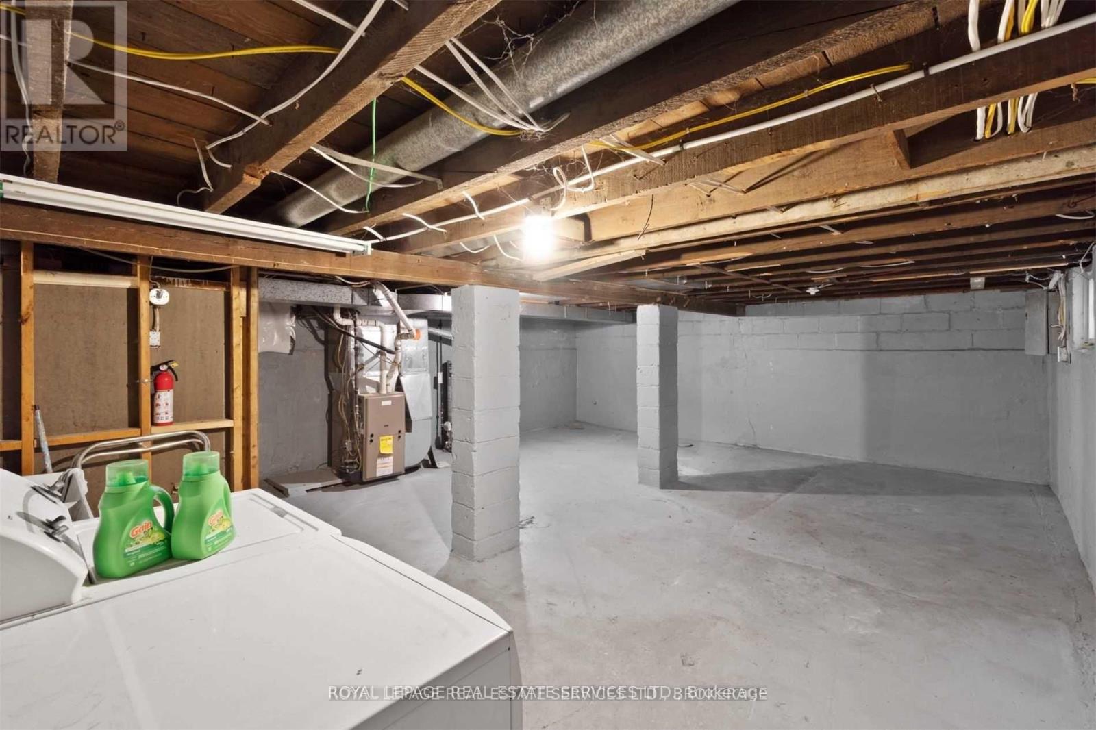 20 Thirty Second Street, Toronto, Ontario  M8W 3G4 - Photo 17 - W12462910