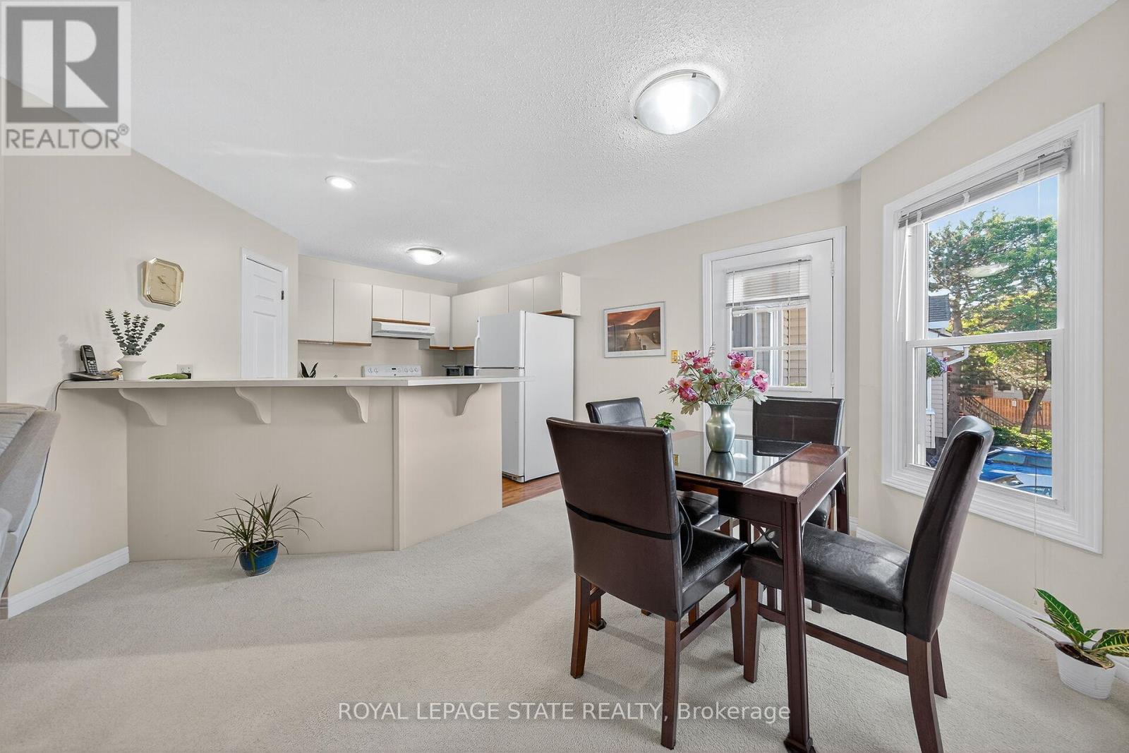 301 - 1210 Thorpe Road, Burlington, Ontario  L7S 2G7 - Photo 16 - W12462912