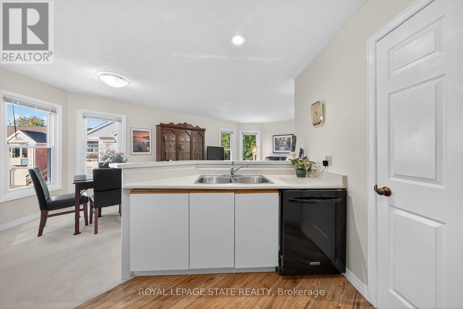 301 - 1210 Thorpe Road, Burlington, Ontario  L7S 2G7 - Photo 20 - W12462912
