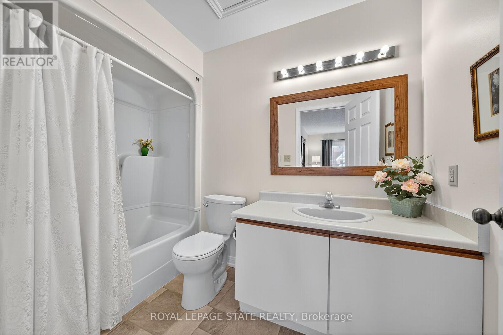 301 - 1210 Thorpe Road, Burlington, Ontario  L7S 2G7 - Photo 30 - W12462912