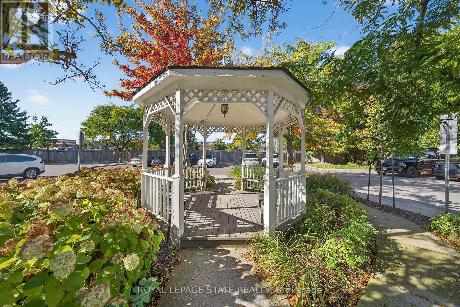 301 - 1210 Thorpe Road, Burlington, Ontario  L7S 2G7 - Photo 46 - W12462912