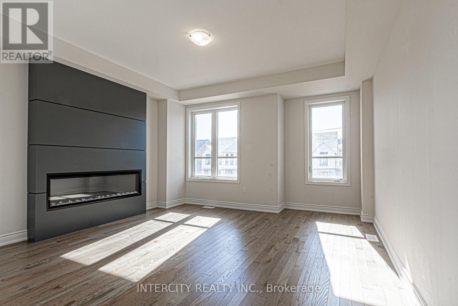 3273 Sixth Line, Oakville, Ontario  L6H 0Z8 - Photo 13 - W12462936