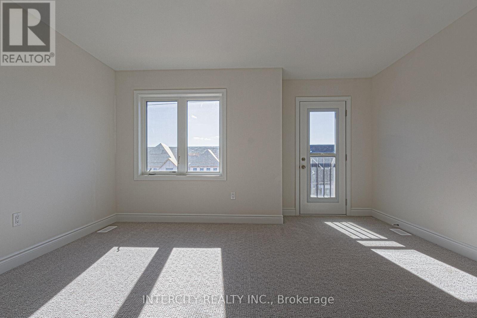 3273 Sixth Line, Oakville, Ontario  L6H 0Z8 - Photo 21 - W12462936