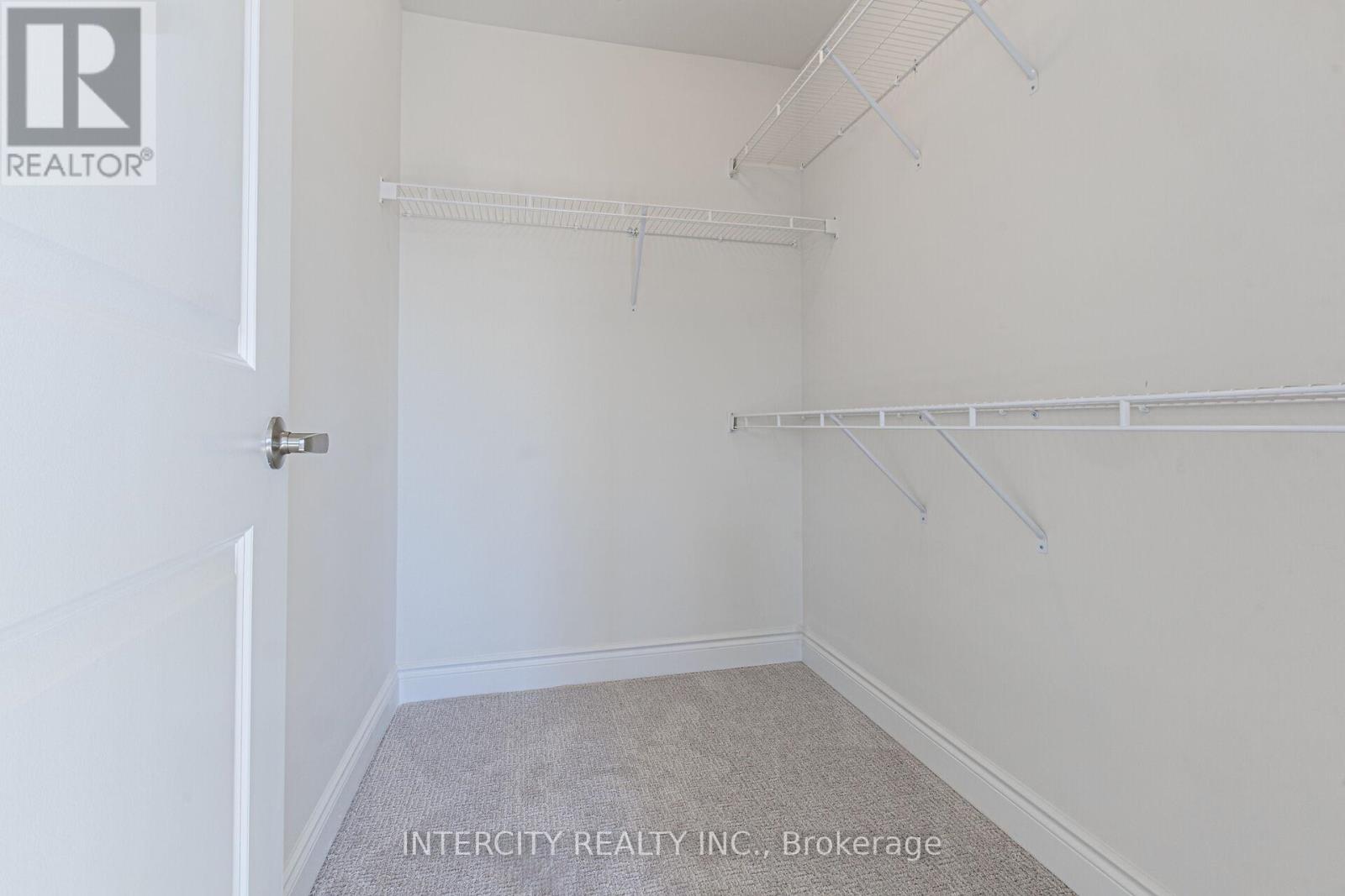 3273 Sixth Line, Oakville, Ontario  L6H 0Z8 - Photo 24 - W12462936