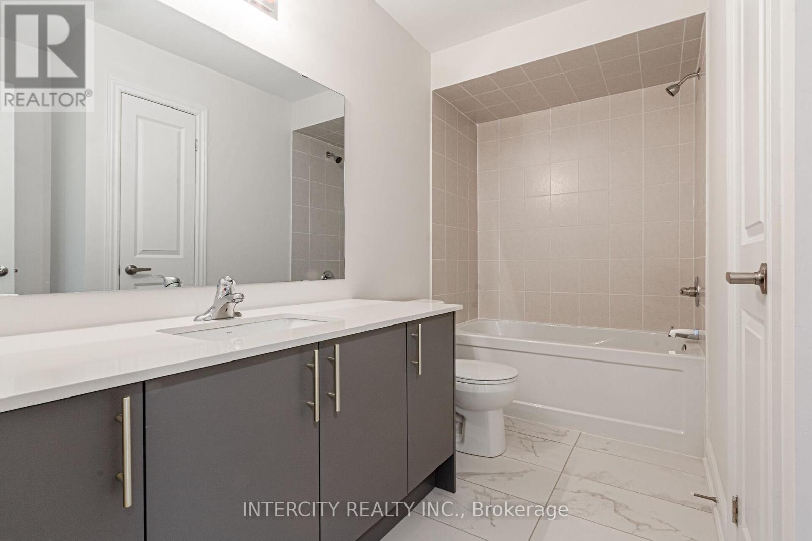 3273 Sixth Line, Oakville, Ontario  L6H 0Z8 - Photo 28 - W12462936