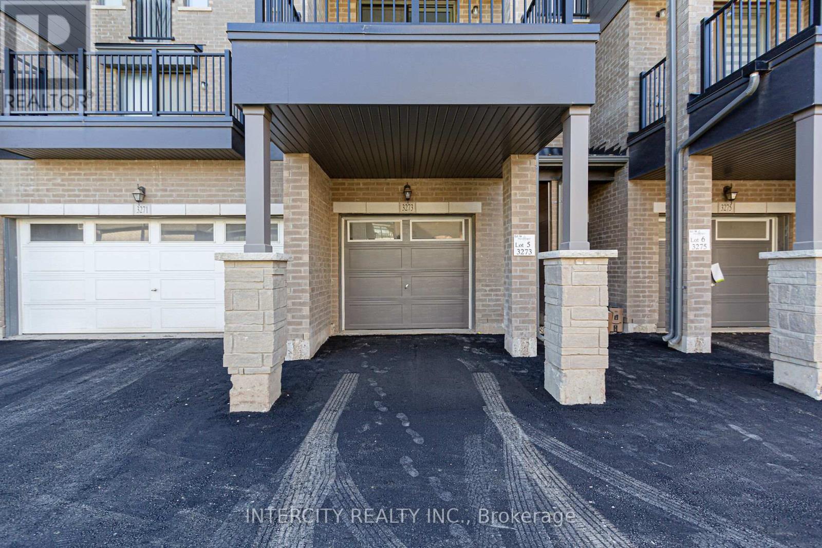 3273 Sixth Line, Oakville, Ontario  L6H 0Z8 - Photo 37 - W12462936