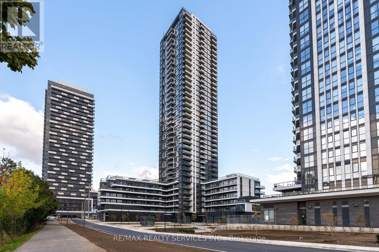 2501 - 15 WATERGARDEN DRIVE, Mississauga, Ontario