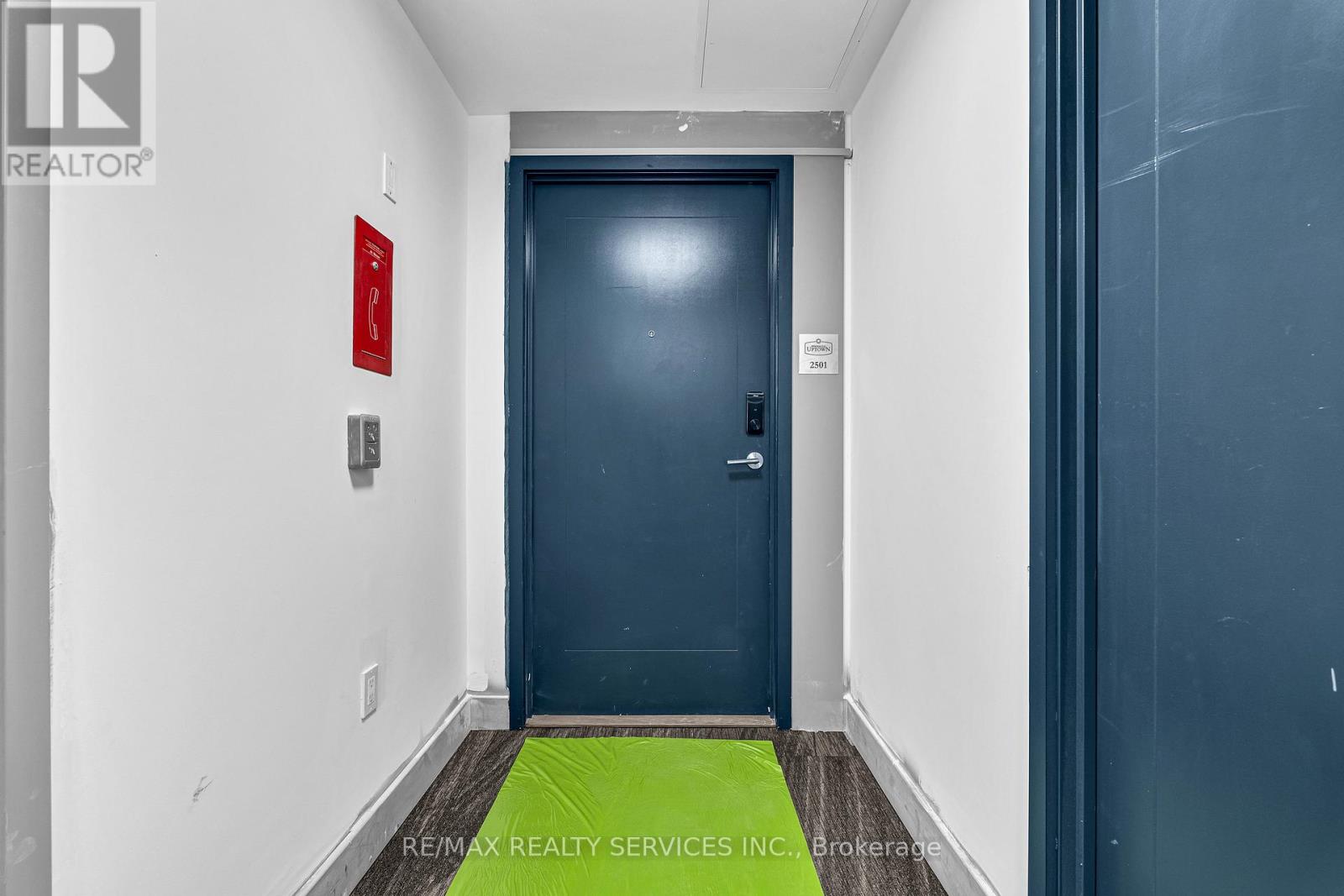 2501 - 15 Watergarden Drive, Mississauga, Ontario  L5R 0H4 - Photo 6 - W12462944