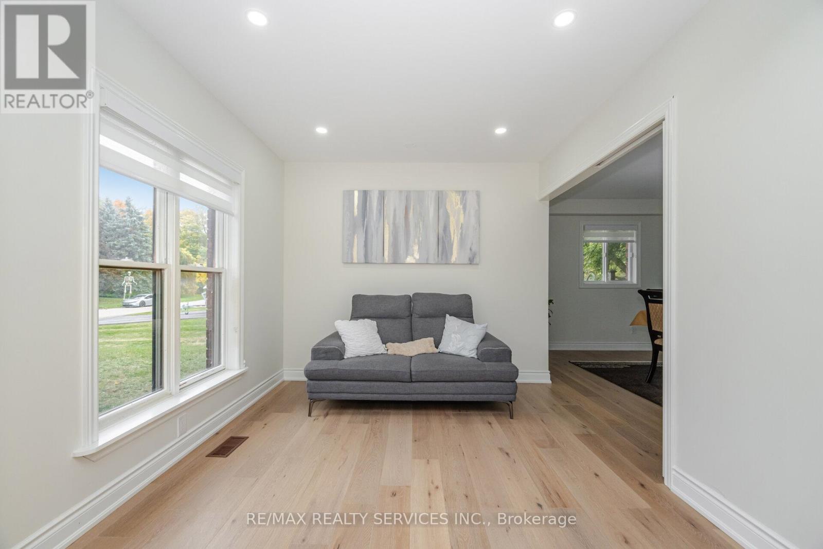 14 Snowberry Court, Caledon, Ontario  L7K 0B5 - Photo 6 - W12462982
