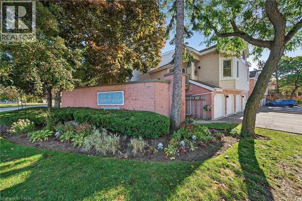 1210 Thorpe Road Unit# 301, Burlington, Ontario  L7S 2G7 - Photo 4 - 40779195