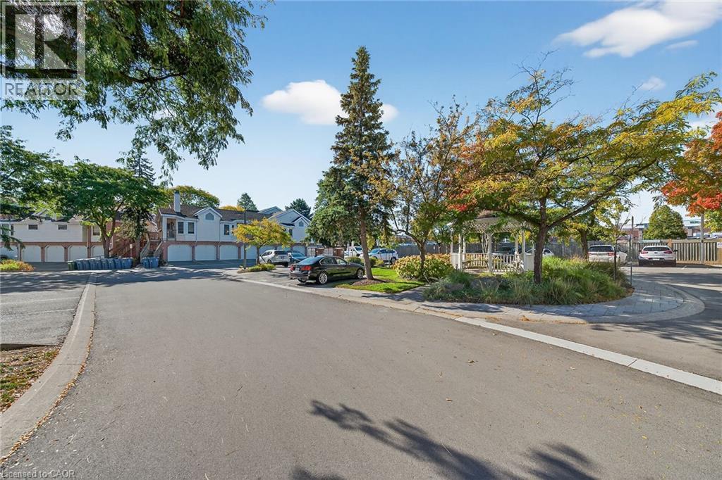 1210 Thorpe Road Unit# 301, Burlington, Ontario  L7S 2G7 - Photo 46 - 40779195