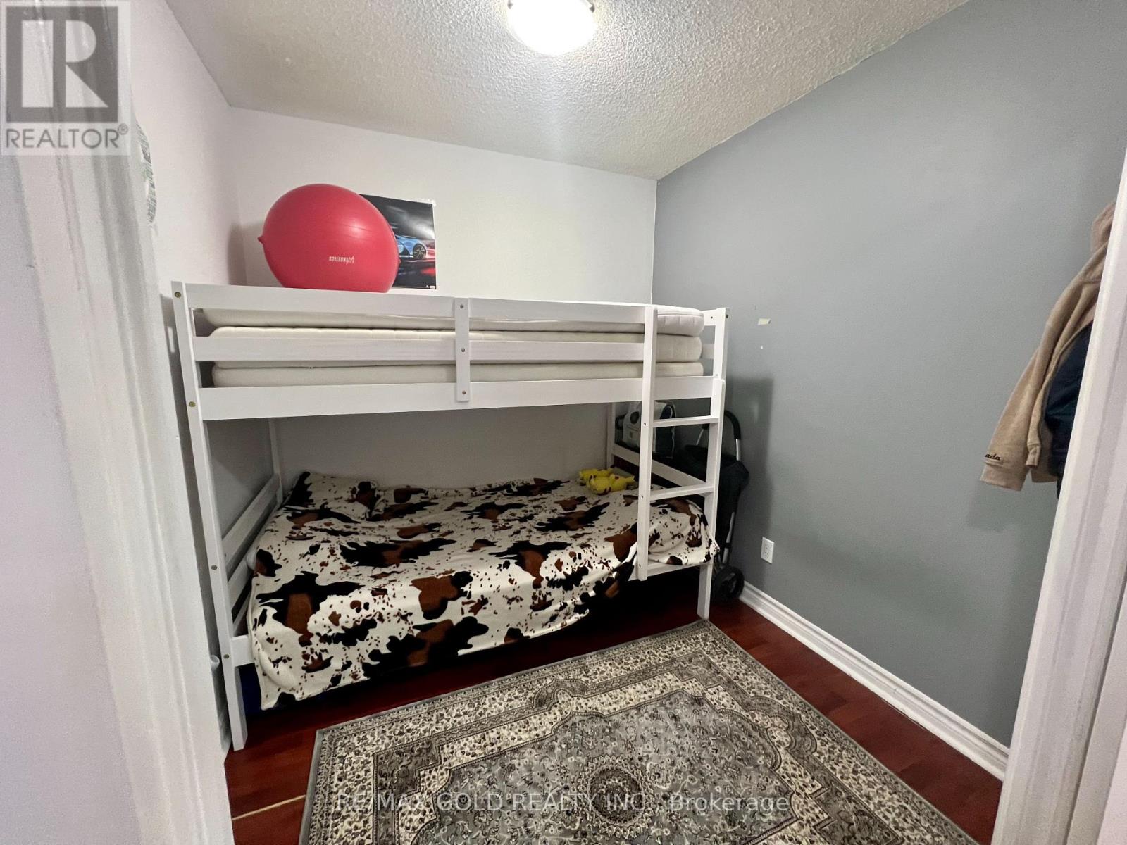 #2207 - 3880 Duke Of York Boulevard, Mississauga, Ontario  L5B 4M7 - Photo 16 - W12462984