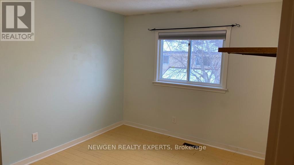 146 Fanshawe Drive, Brampton, Ontario  L6Z 1B1 - Photo 17 - W12462995