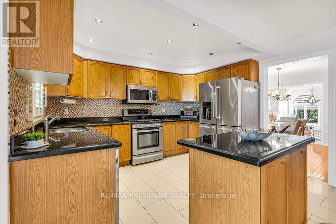 1466 Willowvale Gardens, Mississauga, Ontario  L5V 1T7 - Photo 13 - W12462999