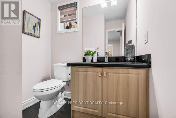 1466 Willowvale Gardens, Mississauga, Ontario  L5V 1T7 - Photo 16 - W12462999