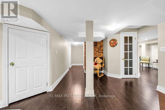 1466 Willowvale Gardens, Mississauga, Ontario  L5V 1T7 - Photo 37 - W12462999