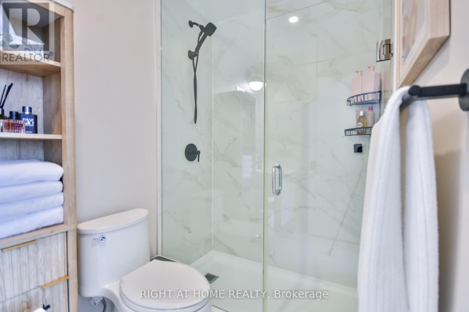 119 - 405 Dundas Street W, Oakville, Ontario  L6M 5P9 - Photo 23 - W12463024