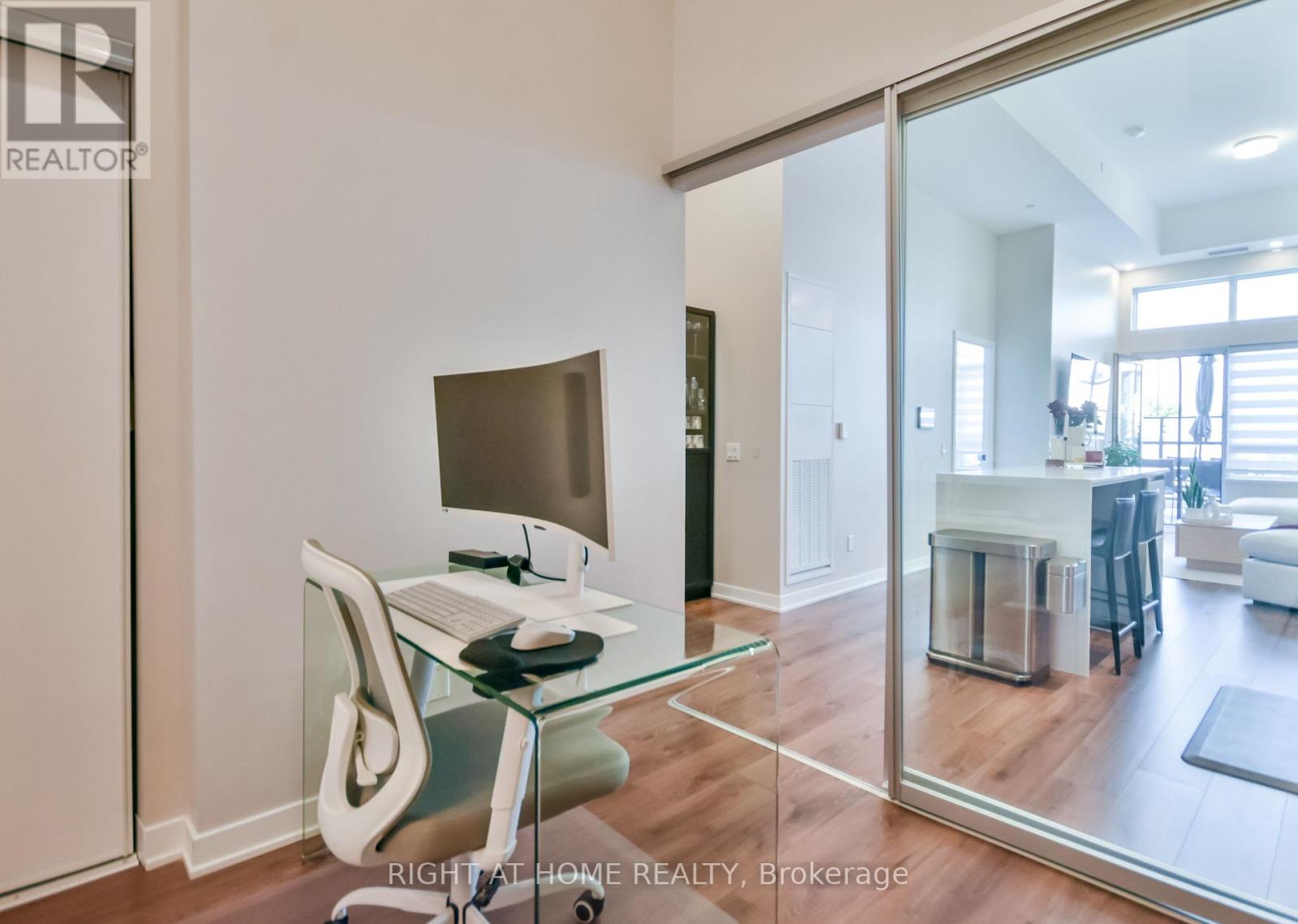 119 - 405 Dundas Street W, Oakville, Ontario  L6M 5P9 - Photo 25 - W12463024