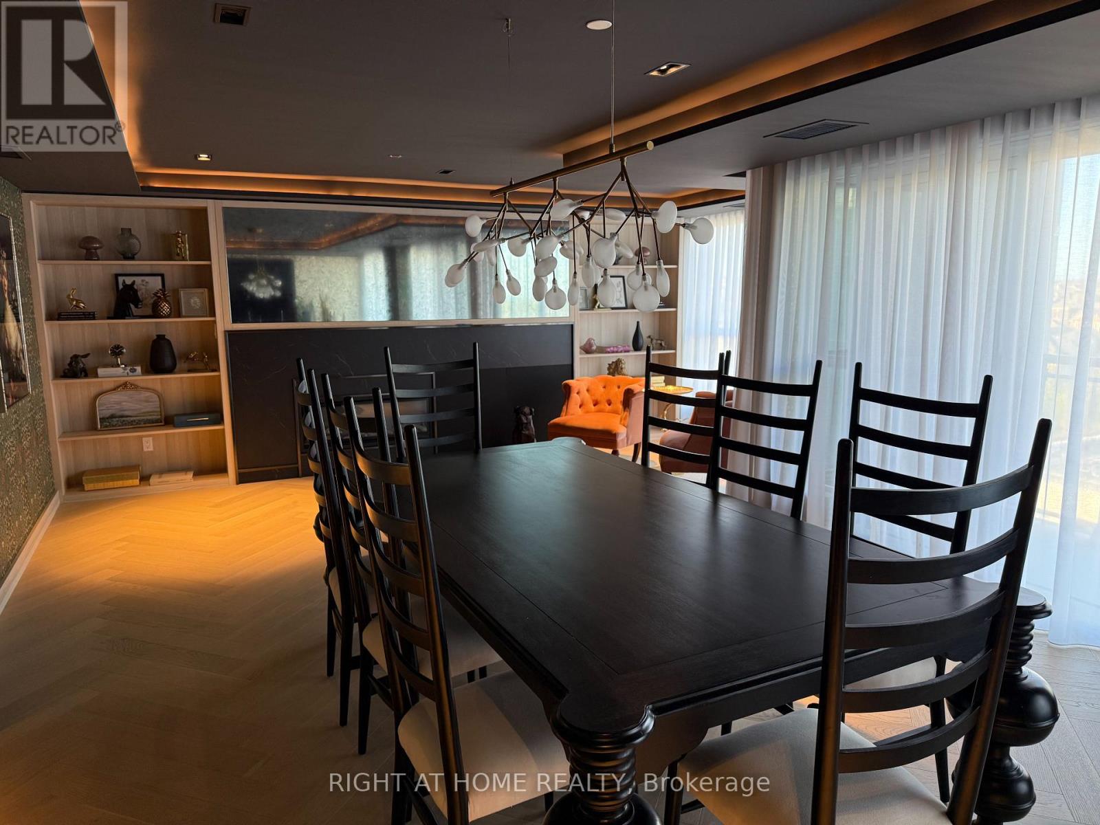 119 - 405 Dundas Street W, Oakville, Ontario  L6M 5P9 - Photo 49 - W12463024