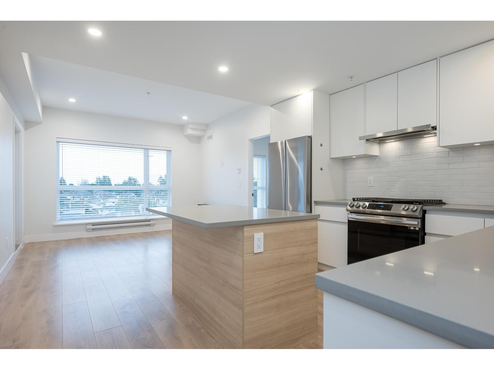 311 8496 120 Street, Surrey, British Columbia  V3W 3N5 - Photo 5 - R3058612
