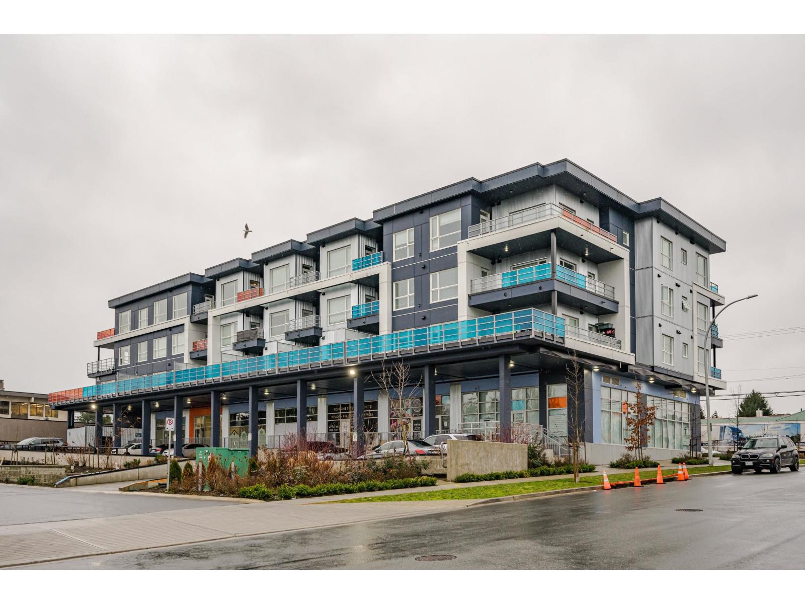 311 8496 120 Street, Surrey, British Columbia  V3W 3N5 - Photo 1 - R3058612