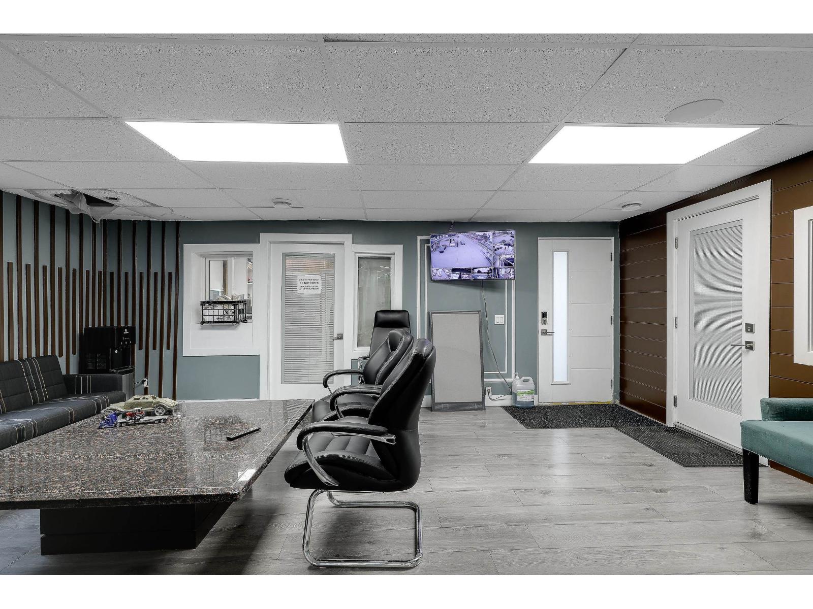 10912 Timberland Road, Surrey, British Columbia  V3V 3T5 - Photo 12 - R3058202