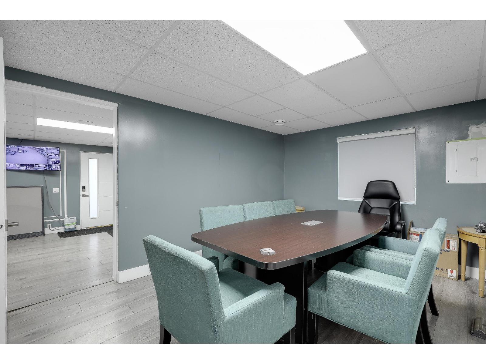 10912 Timberland Road, Surrey, British Columbia  V3V 3T5 - Photo 6 - R3058202
