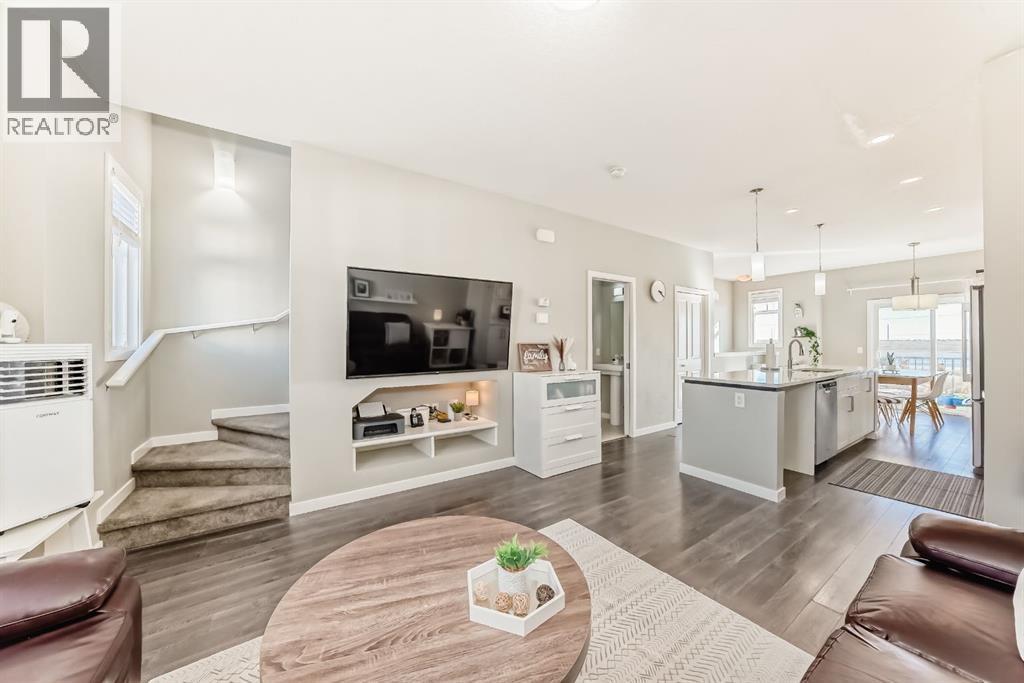 84 Copperstone Villas Se, Calgary, Alberta  T2Z 5E3 - Photo 1 - A2264530