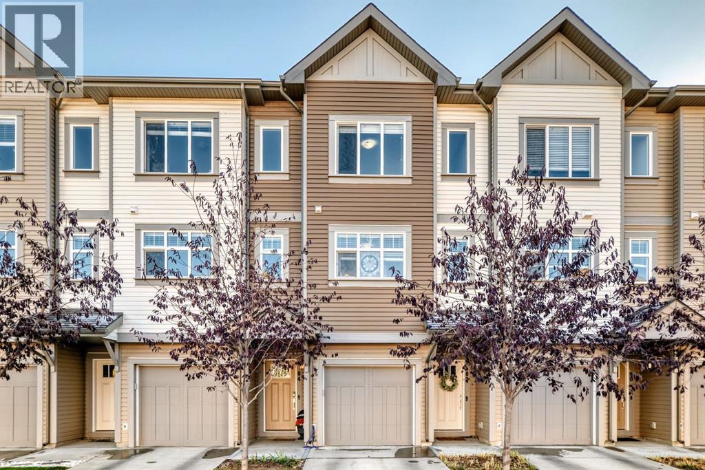 84 Copperstone Villas Se, Calgary, Alberta  T2Z 5E3 - Photo 2 - A2264530