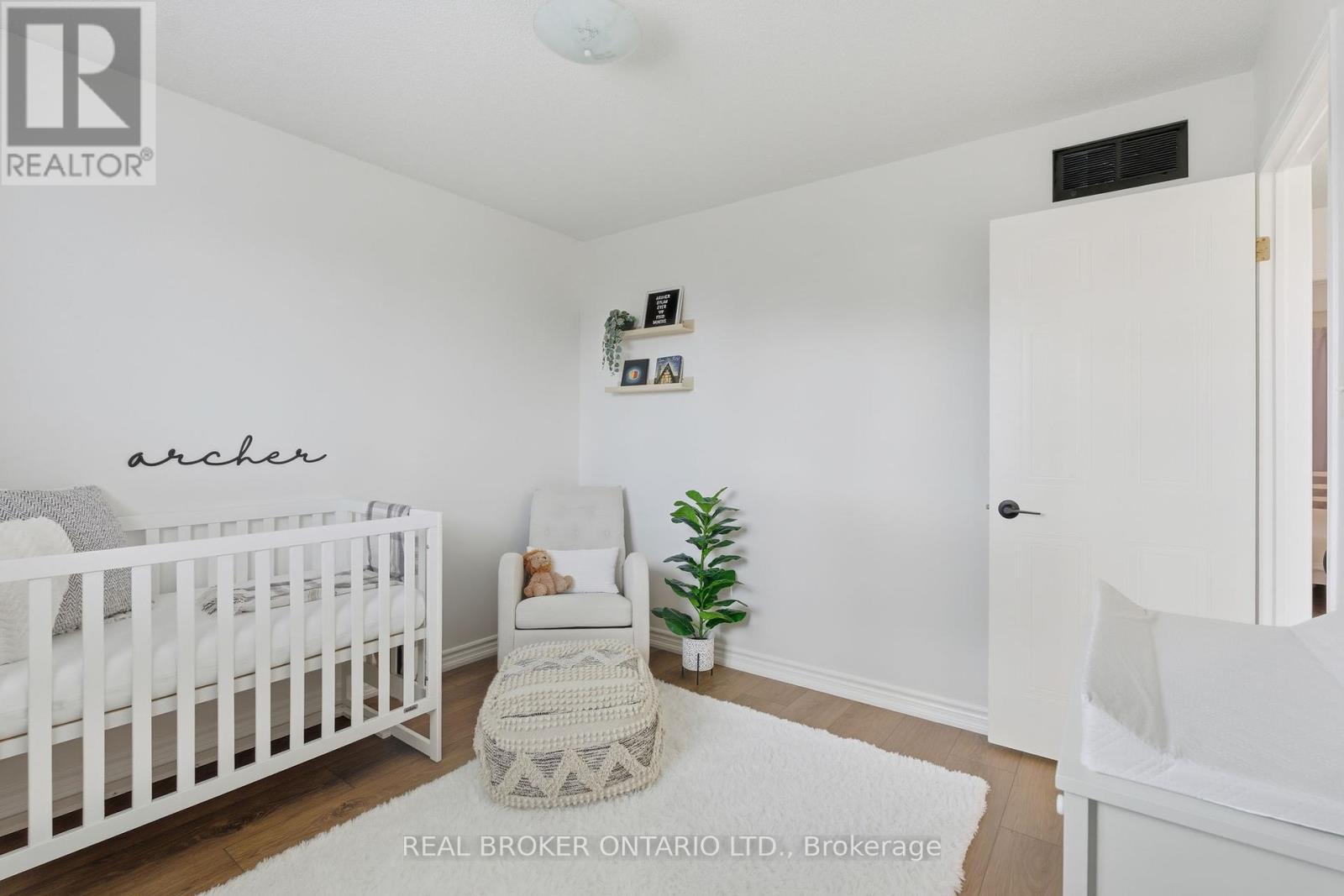 28 Brookheath Lane, Hamilton, Ontario  L0R 1W0 - Photo 26 - X12462873