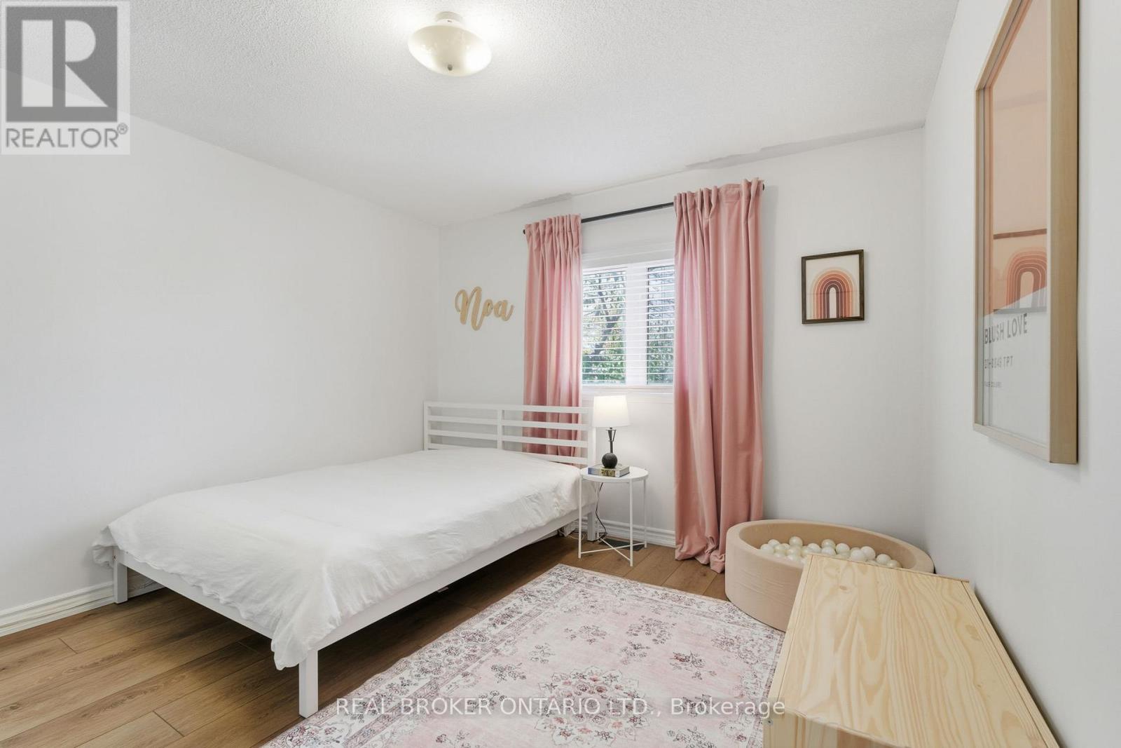 28 Brookheath Lane, Hamilton, Ontario  L0R 1W0 - Photo 28 - X12462873