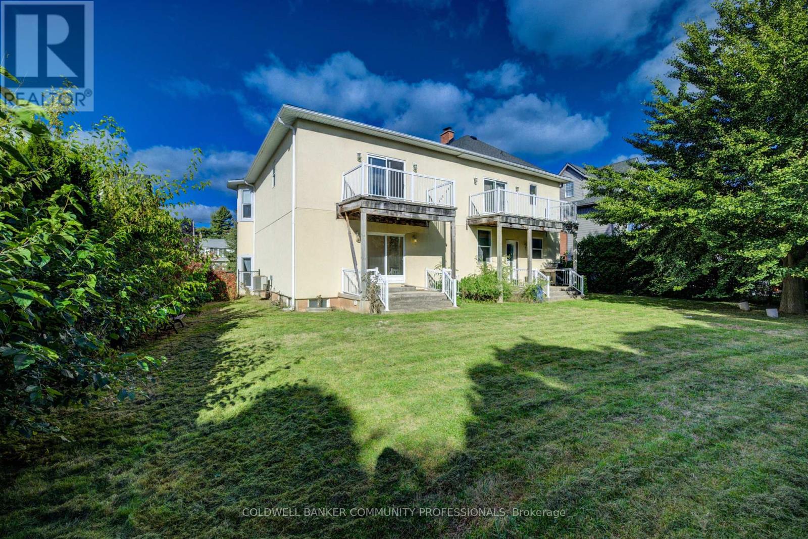 7 Robinson Street S, Grimsby, Ontario  L3M 3C5 - Photo 41 - X12462874