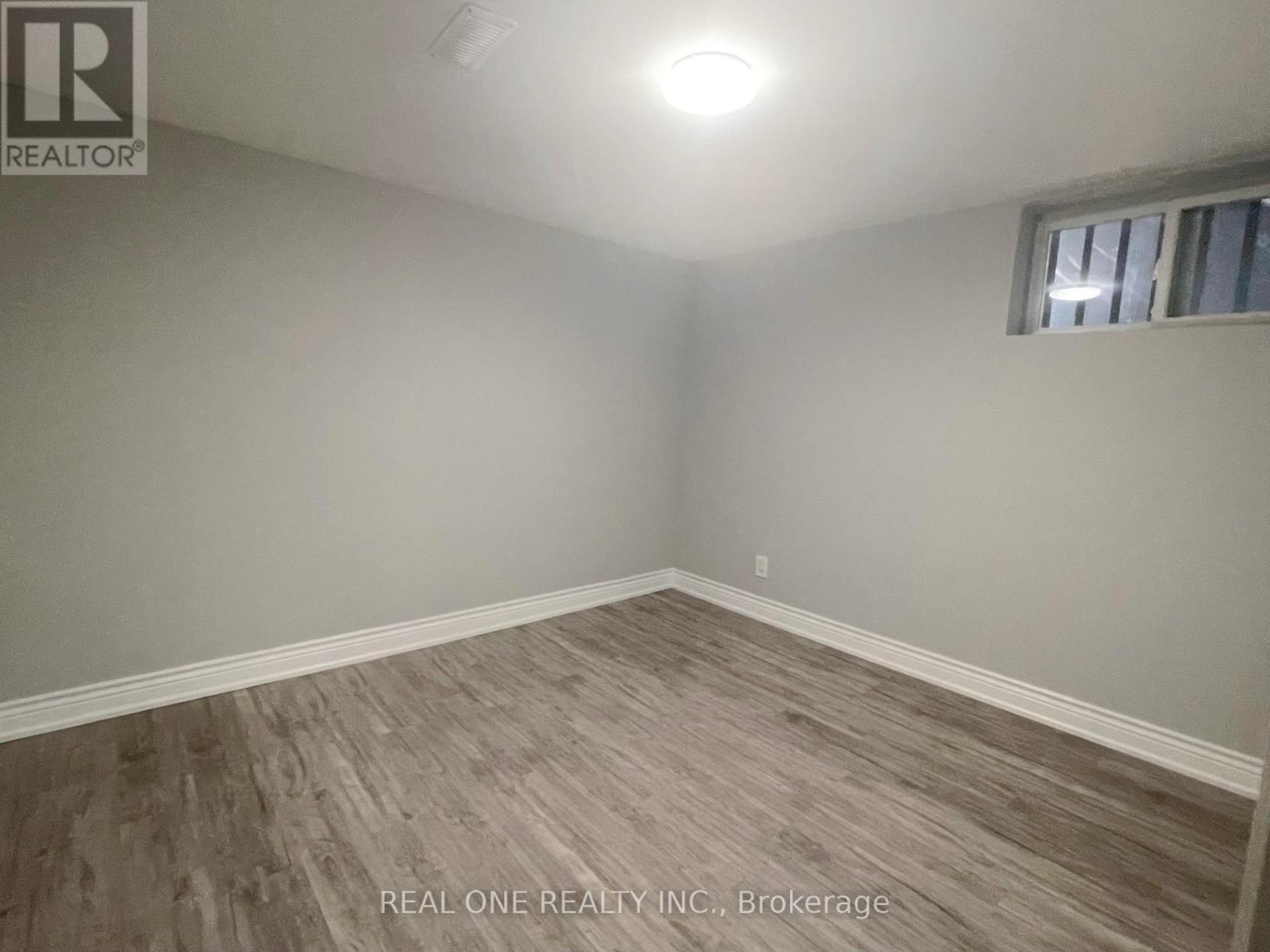 Basement - 99 Warren Avenue, Hamilton, Ontario  L9A 3C7 - Photo 10 - X12462892