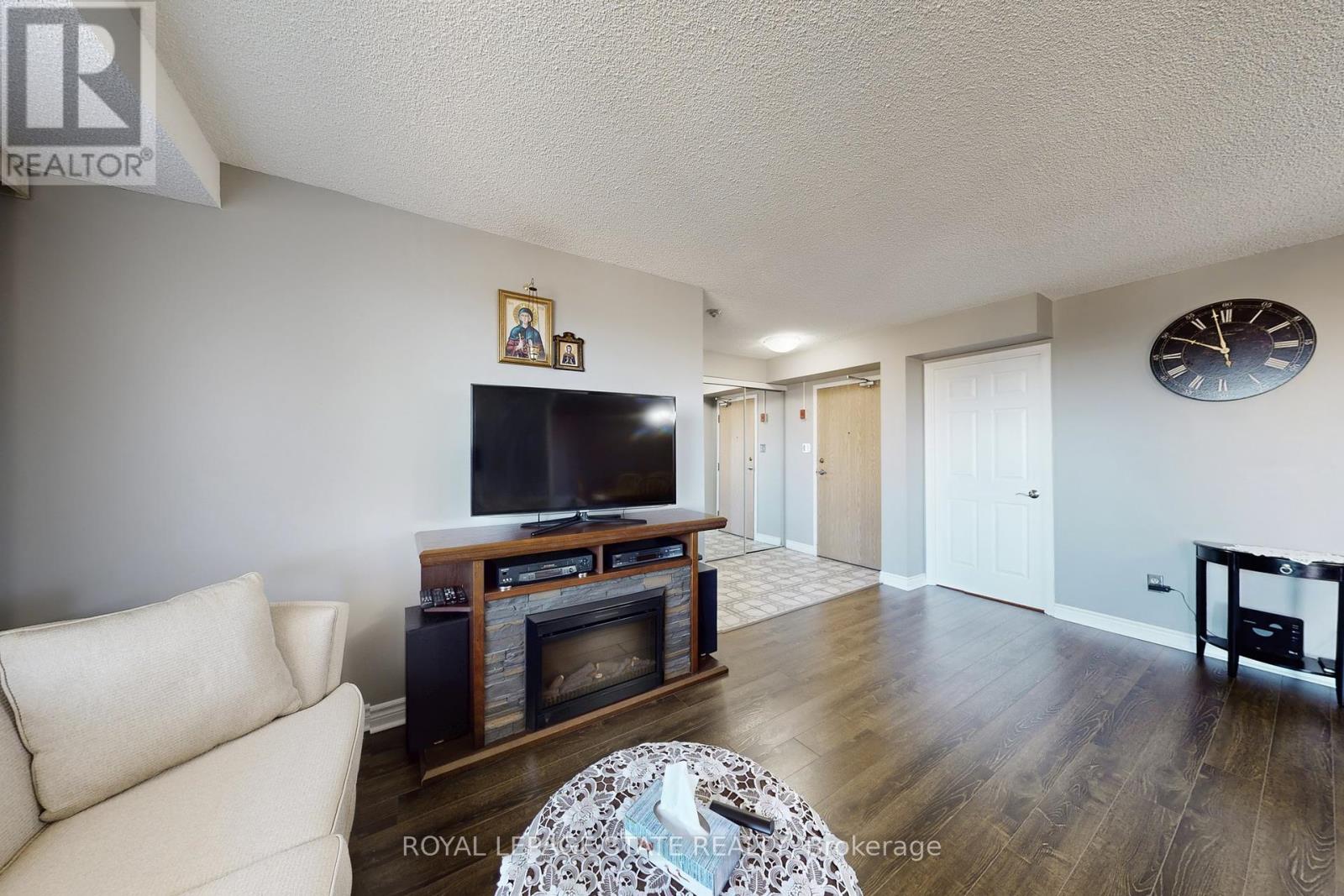 1002 - 432 Main Street, Hamilton, Ontario  L8N 1J9 - Photo 10 - X12462893