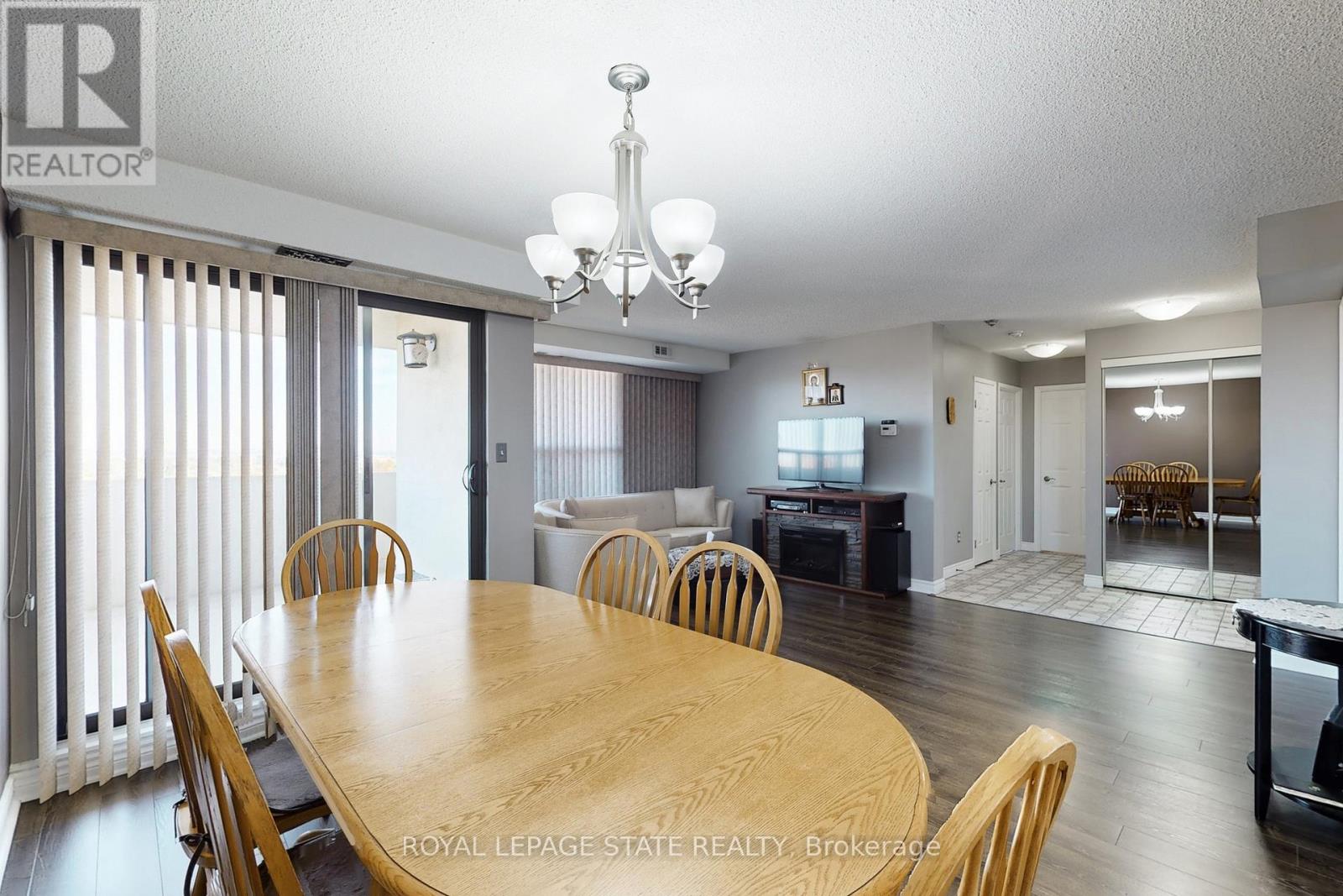 1002 - 432 Main Street, Hamilton, Ontario  L8N 1J9 - Photo 14 - X12462893