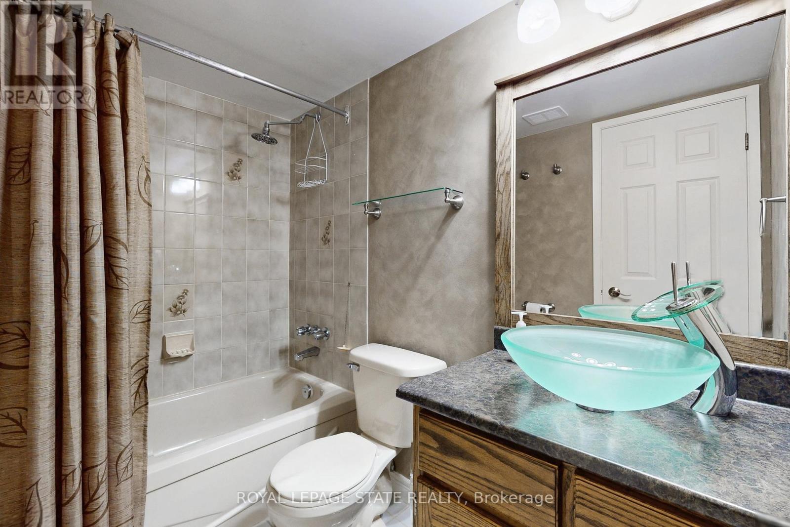 1002 - 432 Main Street, Hamilton, Ontario  L8N 1J9 - Photo 31 - X12462893