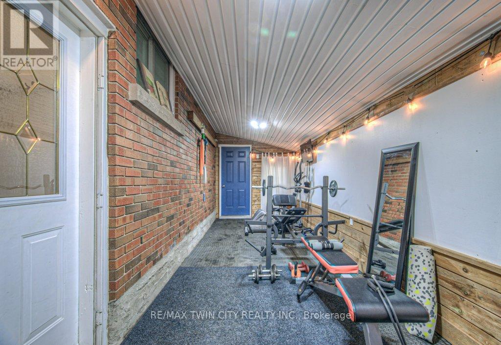 18 Hilltop Drive, Cambridge, Ontario  N1R 1S9 - Photo 18 - X12462920