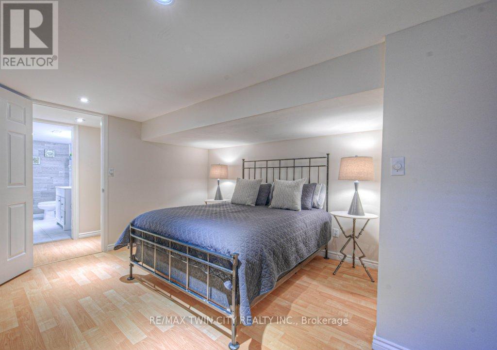 18 Hilltop Drive, Cambridge, Ontario  N1R 1S9 - Photo 25 - X12462920