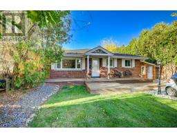 18 HILLTOP DRIVE, Cambridge, Ontario