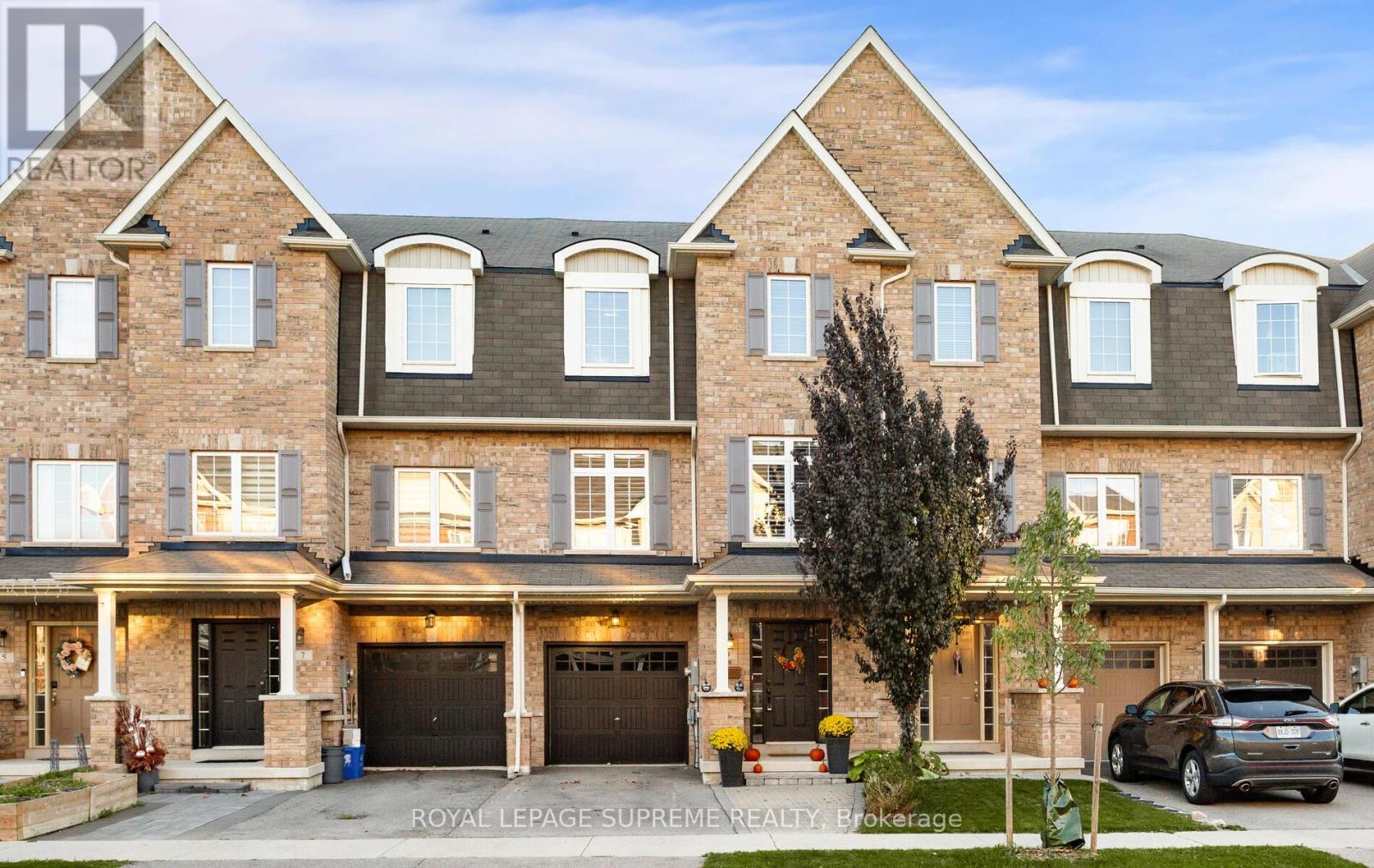 9 SAVAGE DRIVE, Hamilton, Ontario