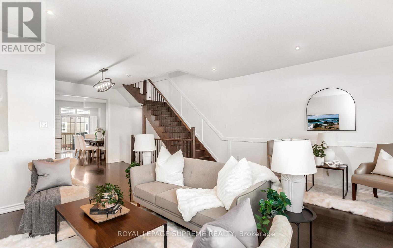 9 Savage Drive, Hamilton, Ontario  L8B 0A1 - Photo 13 - X12462929