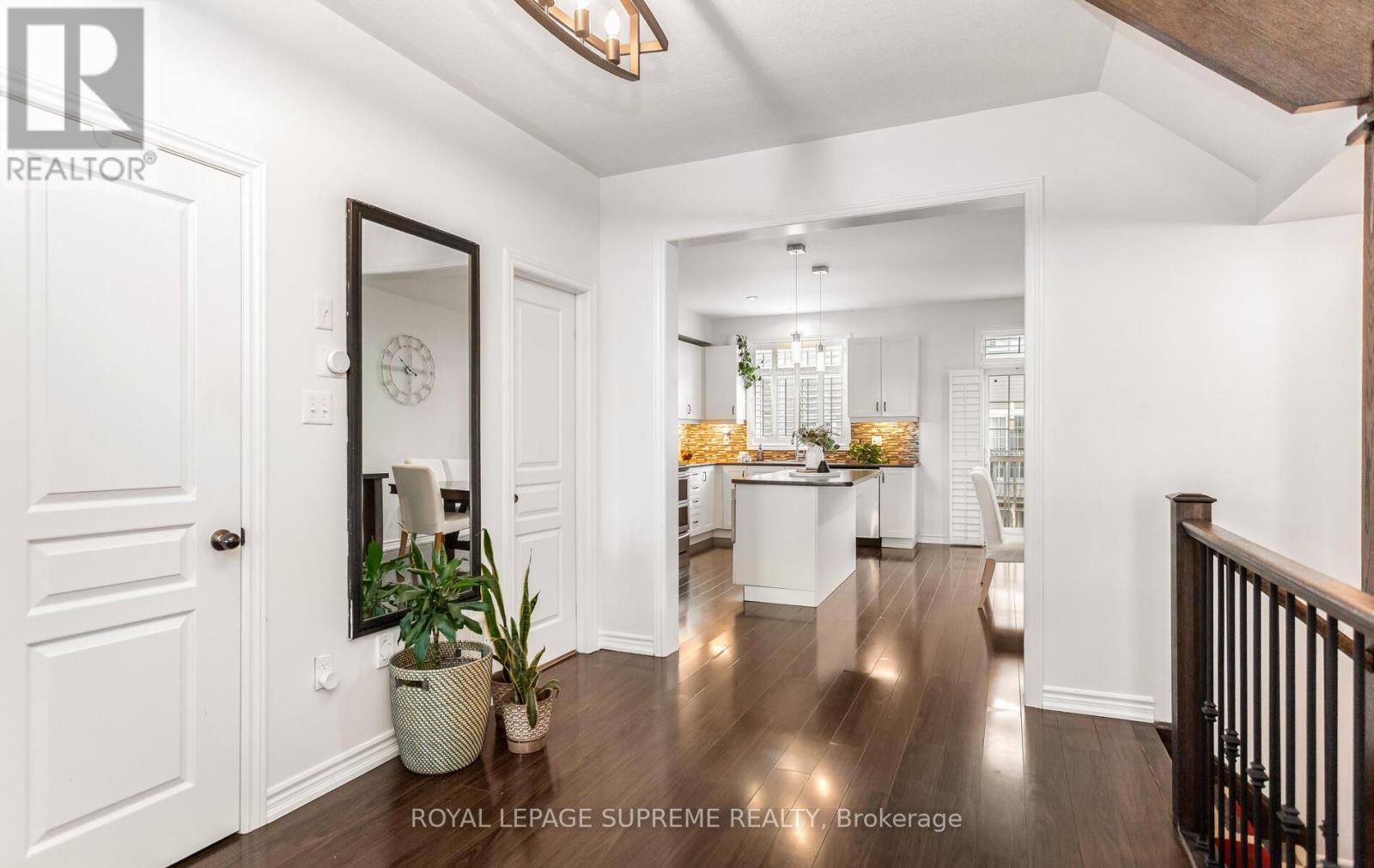 9 Savage Drive, Hamilton, Ontario  L8B 0A1 - Photo 16 - X12462929