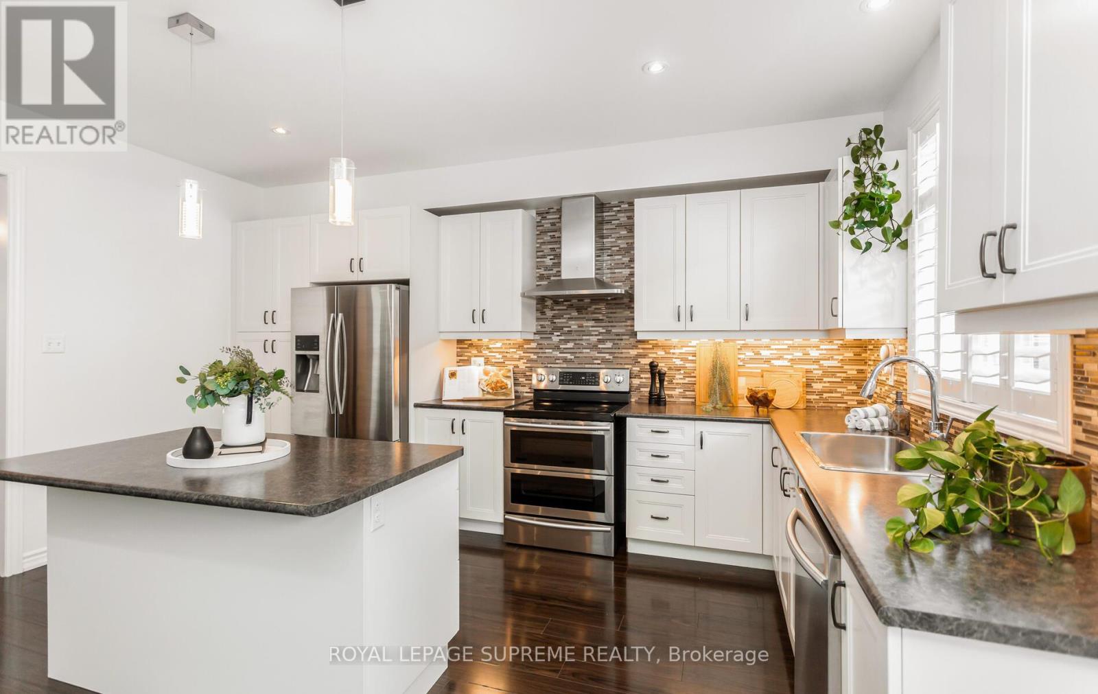 9 Savage Drive, Hamilton, Ontario  L8B 0A1 - Photo 26 - X12462929