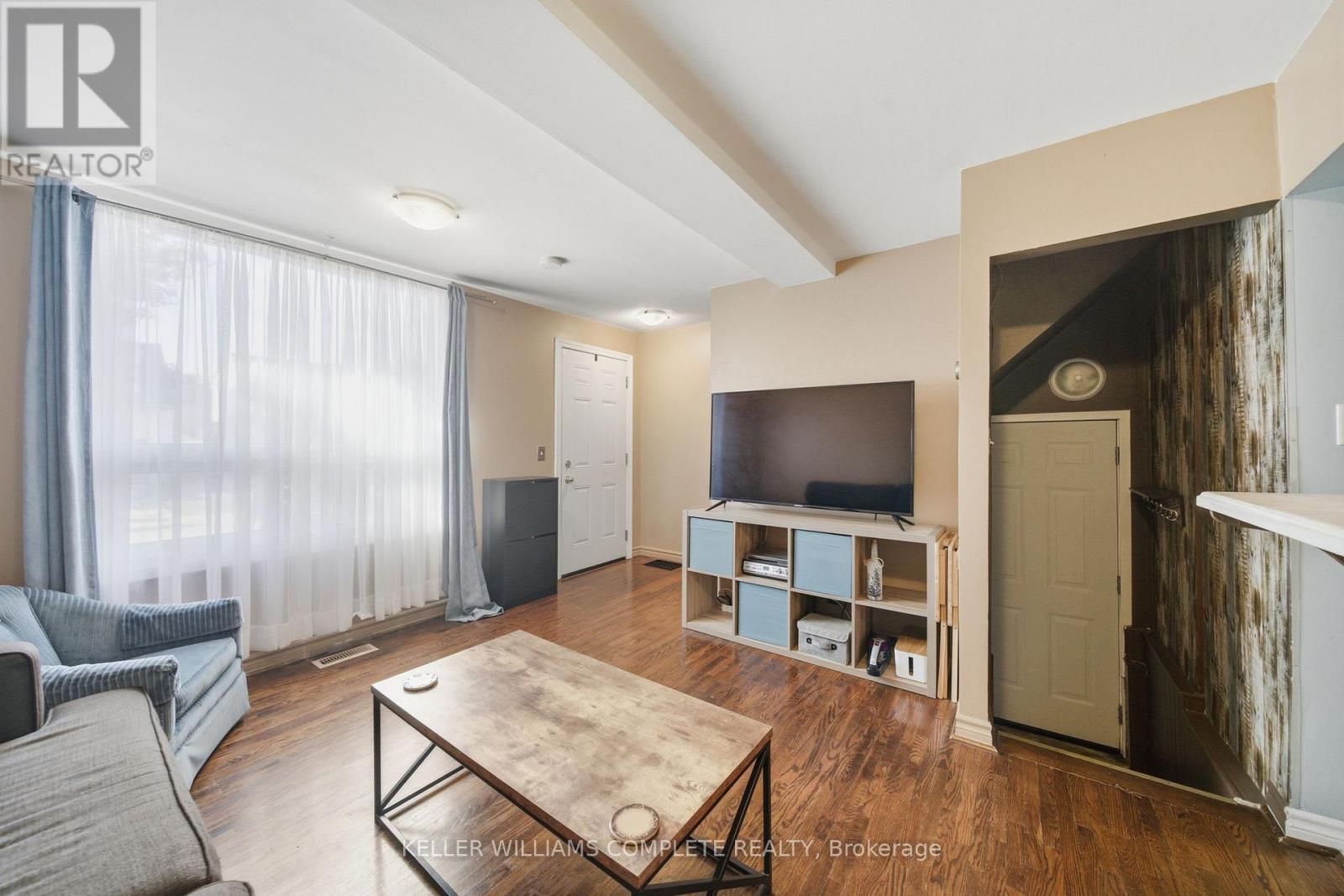 175 Grace Avenue, Hamilton, Ontario  L8H 3X1 - Photo 11 - X12462931