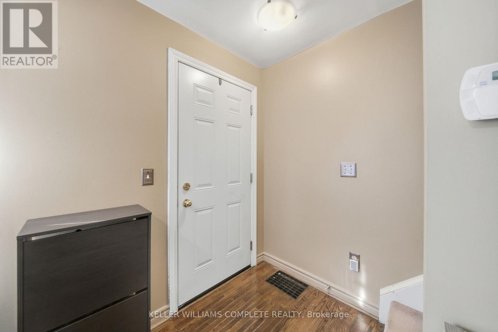 175 Grace Avenue, Hamilton, Ontario  L8H 3X1 - Photo 6 - X12462931