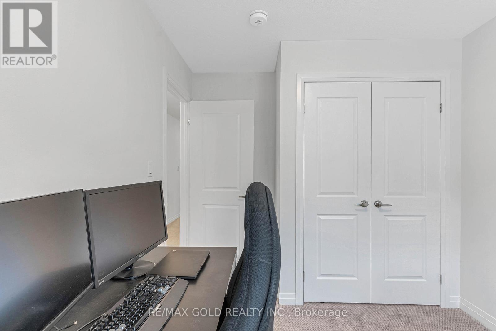 19 - 143 Elgin Street N, Cambridge, Ontario  N1R 0E1 - Photo 32 - X12462949