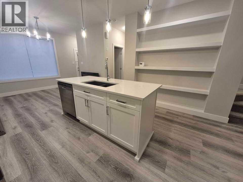 1155 Coalbrook Place W, Lethbridge, Alberta  T1J 5W7 - Photo 6 - A2262874