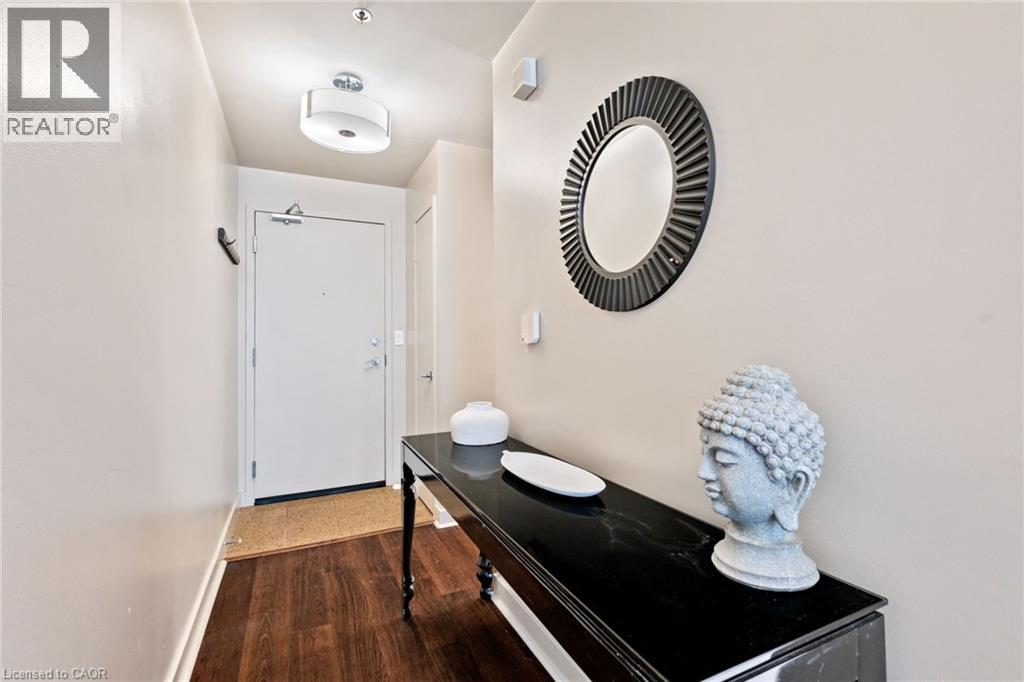 81 Navy Wharf Court Unit# 201, Toronto, Ontario  M5V 3S2 - Photo 2 - 40777510