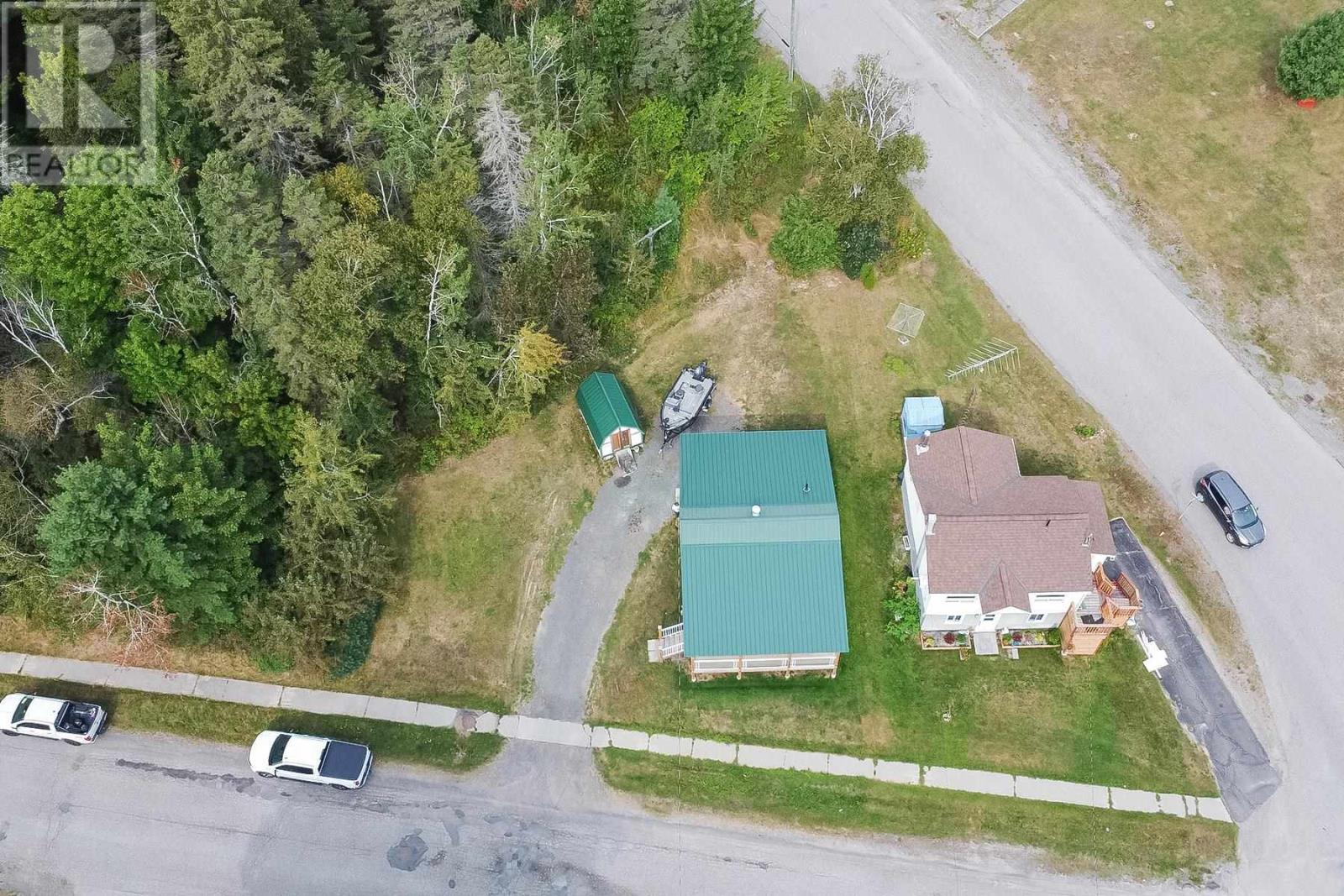234 Federation St, Thessalon, Ontario  P0R 1L0 - Photo 13 - SM252847