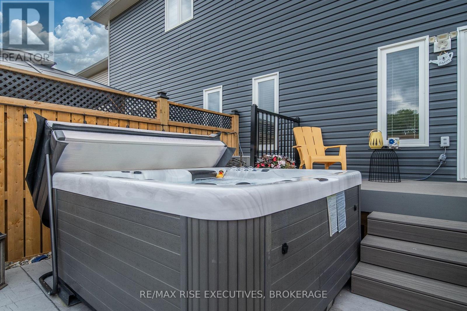 2713 Delmar Street, Kingston, Ontario  K7P 0J1 - Photo 39 - X12463150